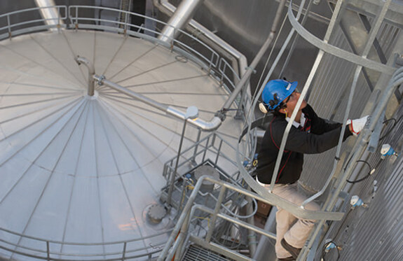 Steam drum level is both a critical and difficult measurement to take as control of the water level in the drum must be precise. 